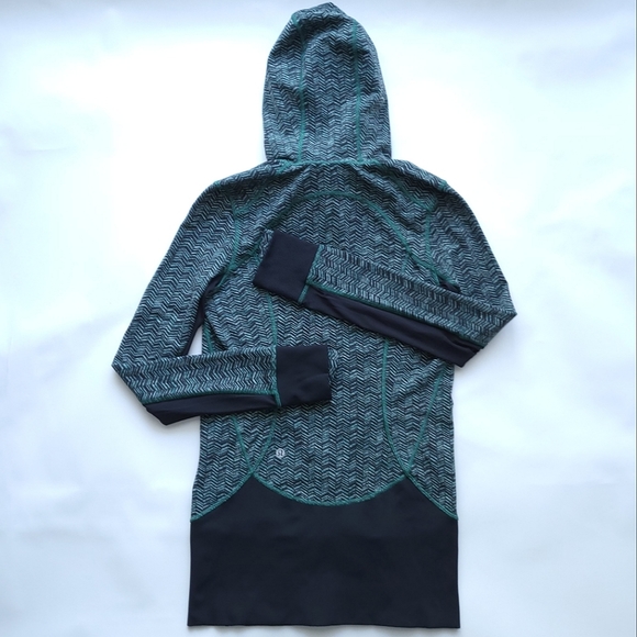 Lululemon Daily Practice Jacket - Picture 4 of 16